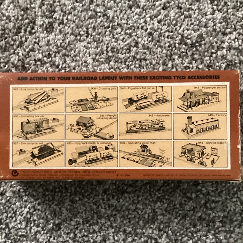 TYCO Red Train Car - Picture 2 of 3